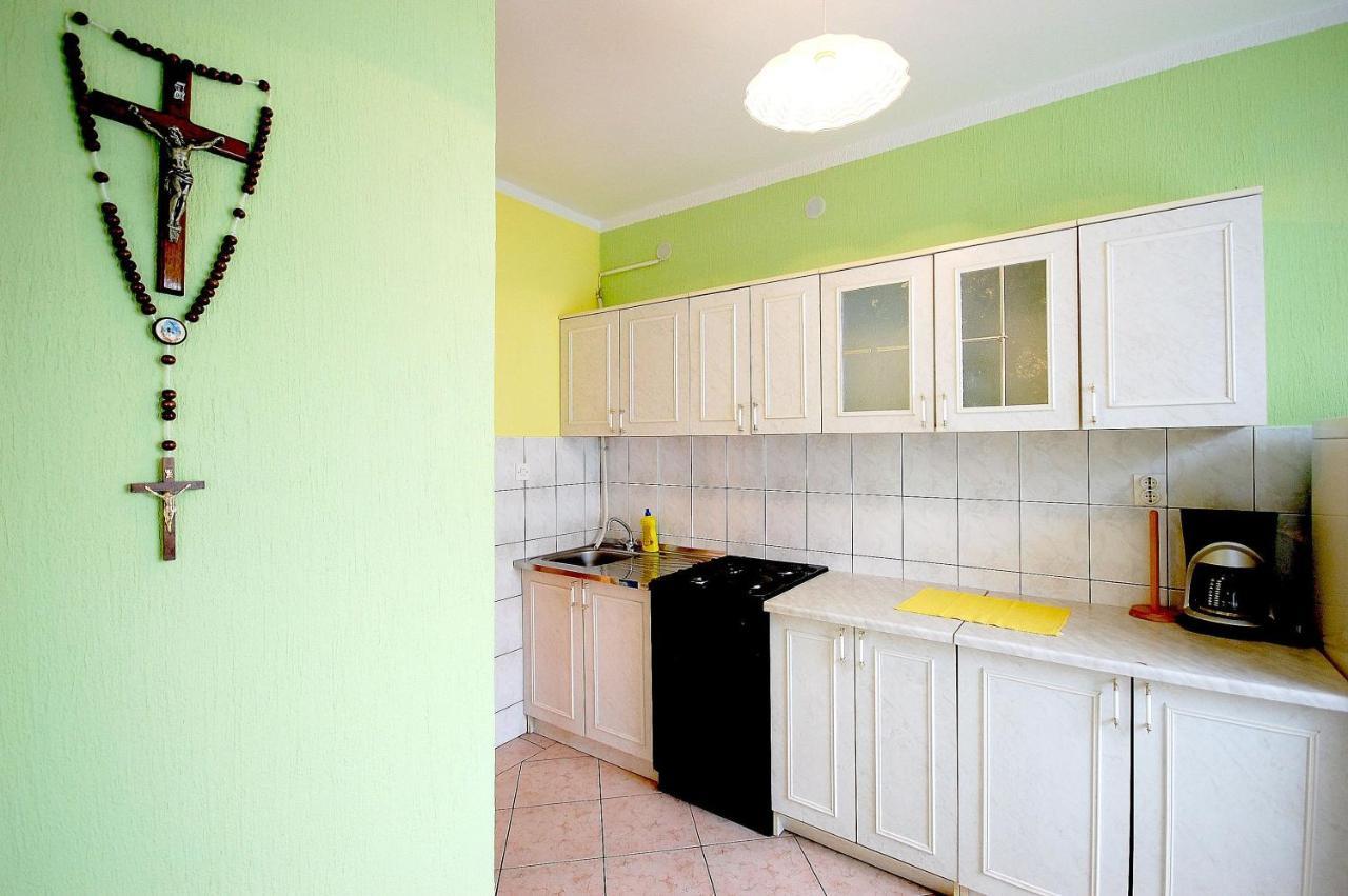 Apartment Ivan By El-Pi Tours Malinska Extérieur photo